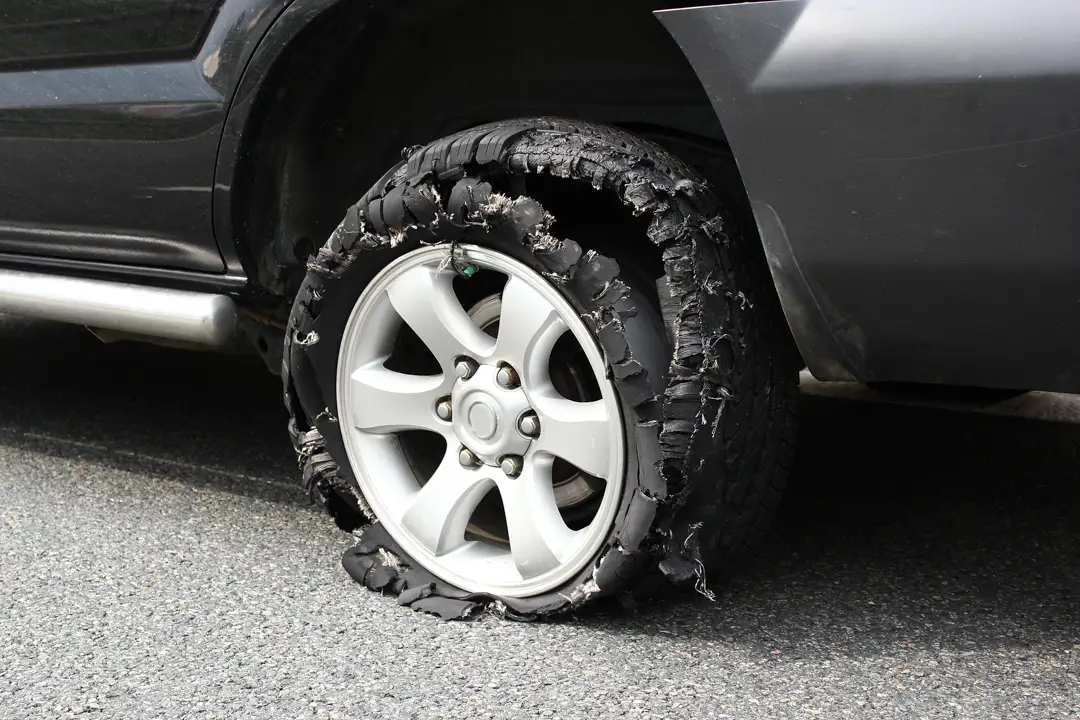Top 10 Causes of Tyre Blowouts and How to Prevent Them