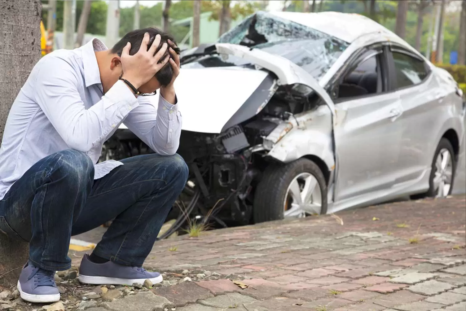 Vehicle Recovery for Accidents: What to Do First and Who to Call
