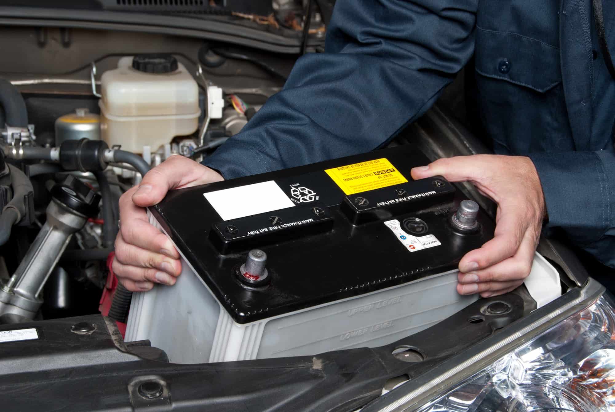 Flat Battery? Here's How CarBreakdownService.co.uk Brings Power to You Fast