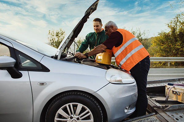 Top 5 Most Common Causes of Roadside Emergencies—and How to Avoid Them